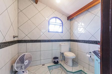 Casa para alugar com 320m², 3 quartos e 3 vagas Casa para alugar com 320m², 3 quartos e 3 vagasBanheiro Quarto 4