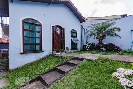 Casa para alugar com 320m², 3 quartos e 3 vagas Casa para alugar com 320m², 3 quartos e 3 vagasÁrea Externa