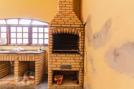 Casa para alugar com 320m², 3 quartos e 3 vagas Casa para alugar com 320m², 3 quartos e 3 vagasSalão de Festas