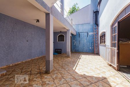 Casa para alugar com 320m², 3 quartos e 3 vagas Casa para alugar com 320m², 3 quartos e 3 vagasQuintal