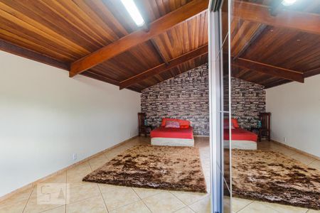 Casa para alugar com 320m², 3 quartos e 3 vagas Casa para alugar com 320m², 3 quartos e 3 vagasQuarto 4
