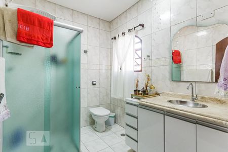 Casa para alugar com 320m², 3 quartos e 3 vagas Casa para alugar com 320m², 3 quartos e 3 vagasBanheiro 2