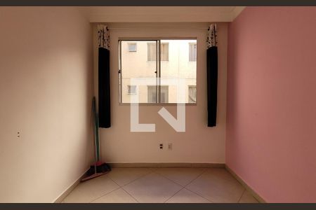 Quarto de apartamento para alugar com 2 quartos, 38m² em Vila Lutécia, Santo André