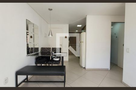 Sala de apartamento para alugar com 2 quartos, 38m² em Vila Lutécia, Santo André