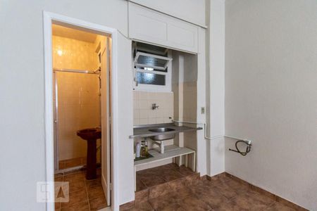 Cozinha de kitnet/studio à venda com 1 quarto, 22m² em Botafogo, Rio de Janeiro