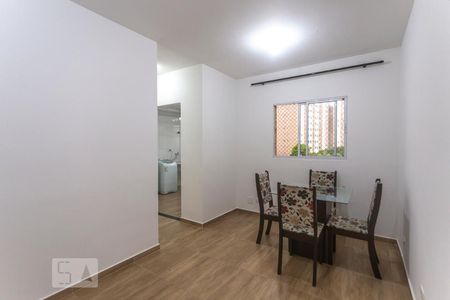 Sala de estar de apartamento para alugar com 1 quarto, 44m² em Baeta Neves, São Bernardo do Campo