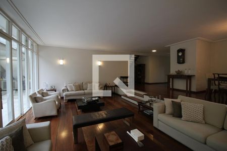 Sala de casa à venda com 4 quartos, 400m² em Jardim Marajoara, São Paulo