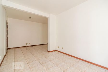 Sala de apartamento para alugar com 3 quartos, 82m² em Cavalhada, Porto Alegre