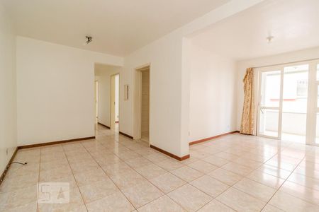 Sala de apartamento para alugar com 3 quartos, 82m² em Cavalhada, Porto Alegre