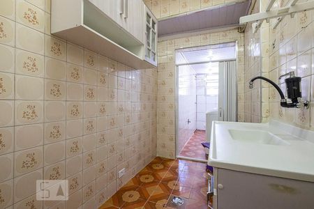 Cozinha de kitnet/studio para alugar com 1 quarto, 33m² em Bela Vista, São Paulo