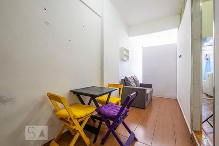 Sala de kitnet/studio para alugar com 1 quarto, 33m² em Bela Vista, São Paulo