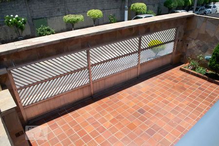 Casa à venda com 302m², 3 quartos e 6 vagas Casa à venda com 302m², 3 quartos e 6 vagasVISTA SACADA QUARTO 3