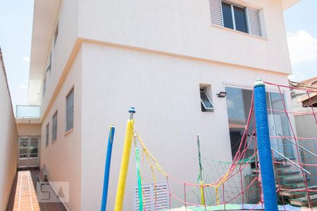 Casa à venda com 302m², 3 quartos e 6 vagas Casa à venda com 302m², 3 quartos e 6 vagasQUINTAL