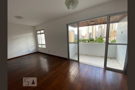 Apartamento para alugar com 3 quartos, 100m² em Carmo, Belo Horizonte