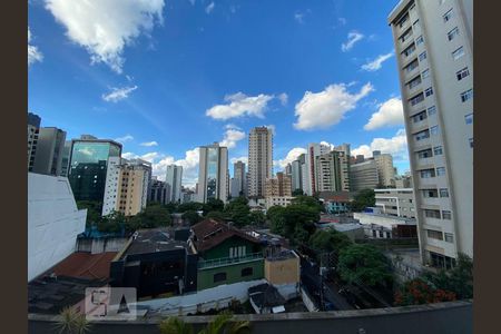 Apartamento para alugar com 3 quartos, 100m² em Carmo, Belo Horizonte