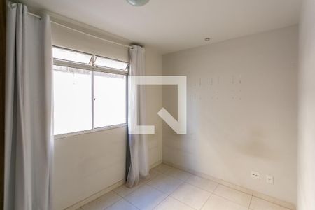 Quarto 2 de apartamento para alugar com 2 quartos, 50m² em Sagrada Família, Belo Horizonte