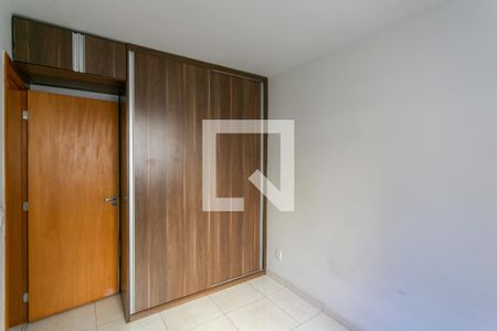 Quarto 1 de apartamento para alugar com 2 quartos, 50m² em Sagrada Família, Belo Horizonte