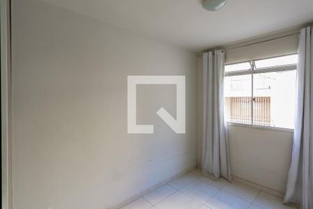 Quarto 1 de apartamento para alugar com 2 quartos, 50m² em Sagrada Família, Belo Horizonte