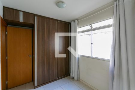 Quarto 2 de apartamento para alugar com 2 quartos, 50m² em Sagrada Família, Belo Horizonte