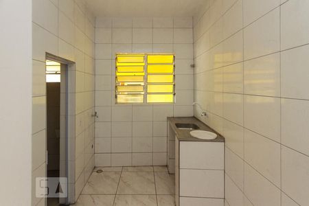 Cozinha de casa para alugar com 1 quarto, 32m² em Vila Ester, São Paulo