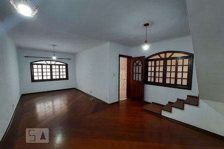 Sala de casa para alugar com 3 quartos, 180m² em Vila Santa Virginia, São Paulo