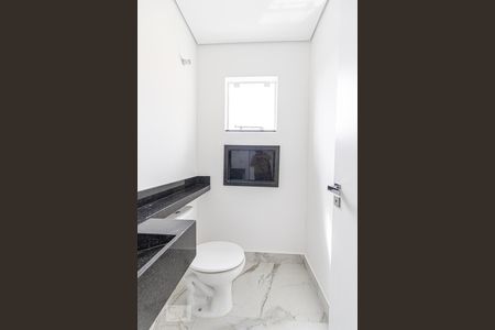 Lavabo de casa de condomínio para alugar com 3 quartos, 177m² em Pinheirinho, Curitiba