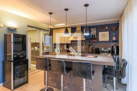 Apartamento à venda com 160m², 3 quartos e 2 vagas Apartamento à venda com 160m², 3 quartos e 2 vagasVaranda Gourmet