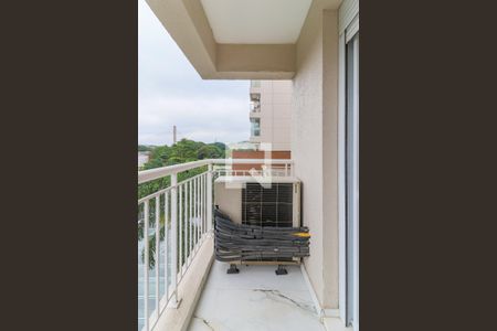 Apartamento à venda com 160m², 3 quartos e 2 vagas Apartamento à venda com 160m², 3 quartos e 2 vagasVaranda da Suíte 3