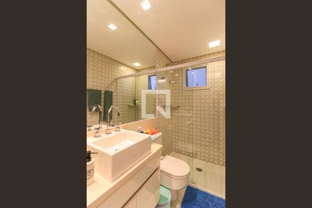 Apartamento à venda com 160m², 3 quartos e 2 vagas Apartamento à venda com 160m², 3 quartos e 2 vagasBanheiro da Suíte 2