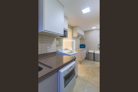 Apartamento à venda com 160m², 3 quartos e 2 vagas Apartamento à venda com 160m², 3 quartos e 2 vagasÁrea de Serviço