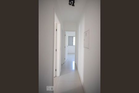 Corredor de apartamento à venda com 3 quartos, 70m² em Vila Andrade, São Paulo