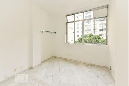 Quarto 1 de apartamento para alugar com 2 quartos, 80m² em Copacabana, Rio de Janeiro