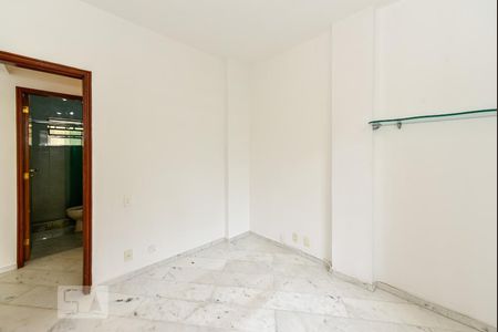 Quarto 1 de apartamento para alugar com 2 quartos, 80m² em Copacabana, Rio de Janeiro