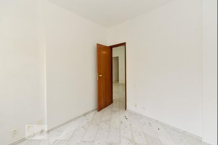 Quarto 1 de apartamento para alugar com 2 quartos, 80m² em Copacabana, Rio de Janeiro