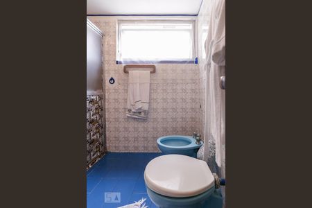 Apartamento à venda com 127m², 2 quartos e 1 vaga Apartamento à venda com 127m², 2 quartos e 1 vagaBanheiro Social