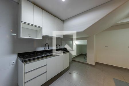 Cozinha de casa para alugar com 1 quarto, 61m² em Vila Ema, São Paulo