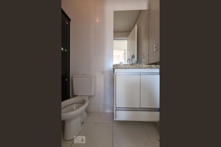 Apartamento para alugar com 55m², 2 quartos e 1 vaga Apartamento para alugar com 55m², 2 quartos e 1 vagaBanheiro