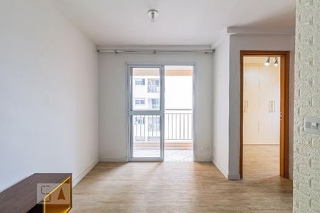 Sala de apartamento para alugar com 2 quartos, 50m² em Utinga, Santo André