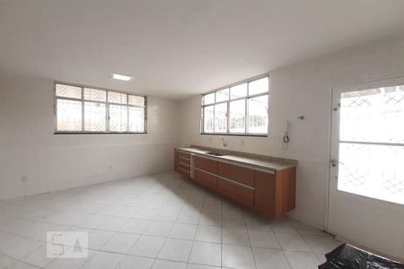 Cozinha 1 de casa à venda com 4 quartos, 477m² em Cachambi, Rio de Janeiro