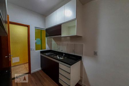 Cozinha de apartamento à venda com 1 quarto, 25m² em Cidade Continental, São Paulo
