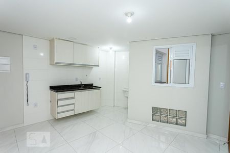 Sala e cozinha de apartamento para alugar com 1 quarto, 37m² em Santana, São Paulo