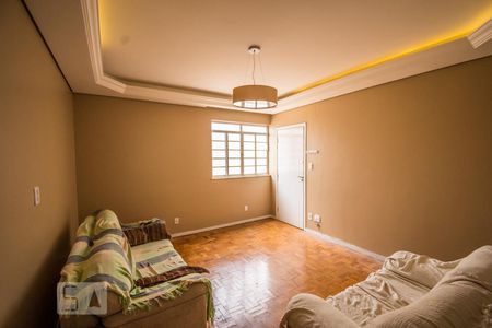 Apartamento à venda com 75m², 2 quartos e 1 vagaSala