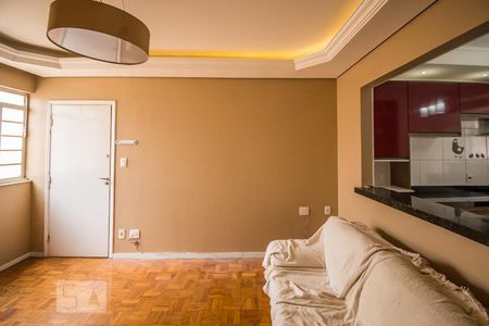 Apartamento à venda com 75m², 2 quartos e 1 vagaSala