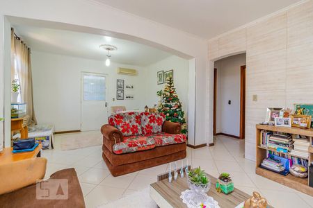 Sala de casa à venda com 3 quartos, 214m² em Partenon, Porto Alegre