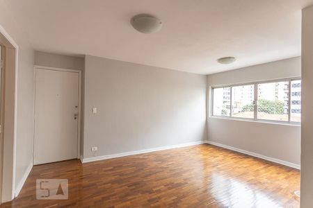 Sala de apartamento para alugar com 3 quartos, 80m² em Perdizes, São Paulo