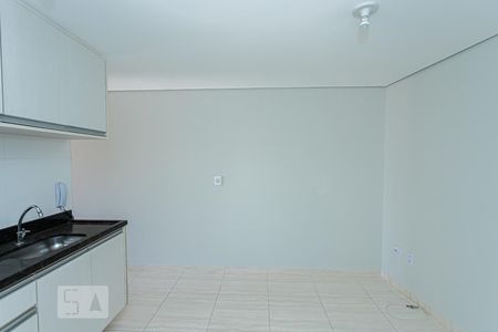 Sala e cozinha de apartamento para alugar com 1 quarto, 34m² em Santana, São Paulo