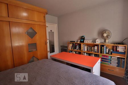 Quarto 2 de casa para alugar com 3 quartos, 220m² em Alto de Pinheiros, São Paulo