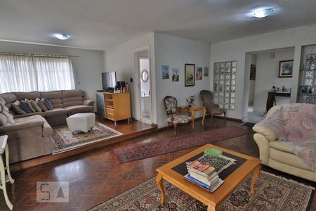 Sala de casa para alugar com 3 quartos, 220m² em Alto de Pinheiros, São Paulo