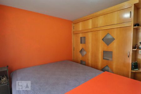 Quarto 2 de casa para alugar com 3 quartos, 220m² em Alto de Pinheiros, São Paulo