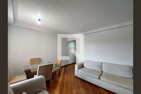 Sala de apartamento para alugar com 3 quartos, 82m² em Jardim Ubirajara, São Paulo
